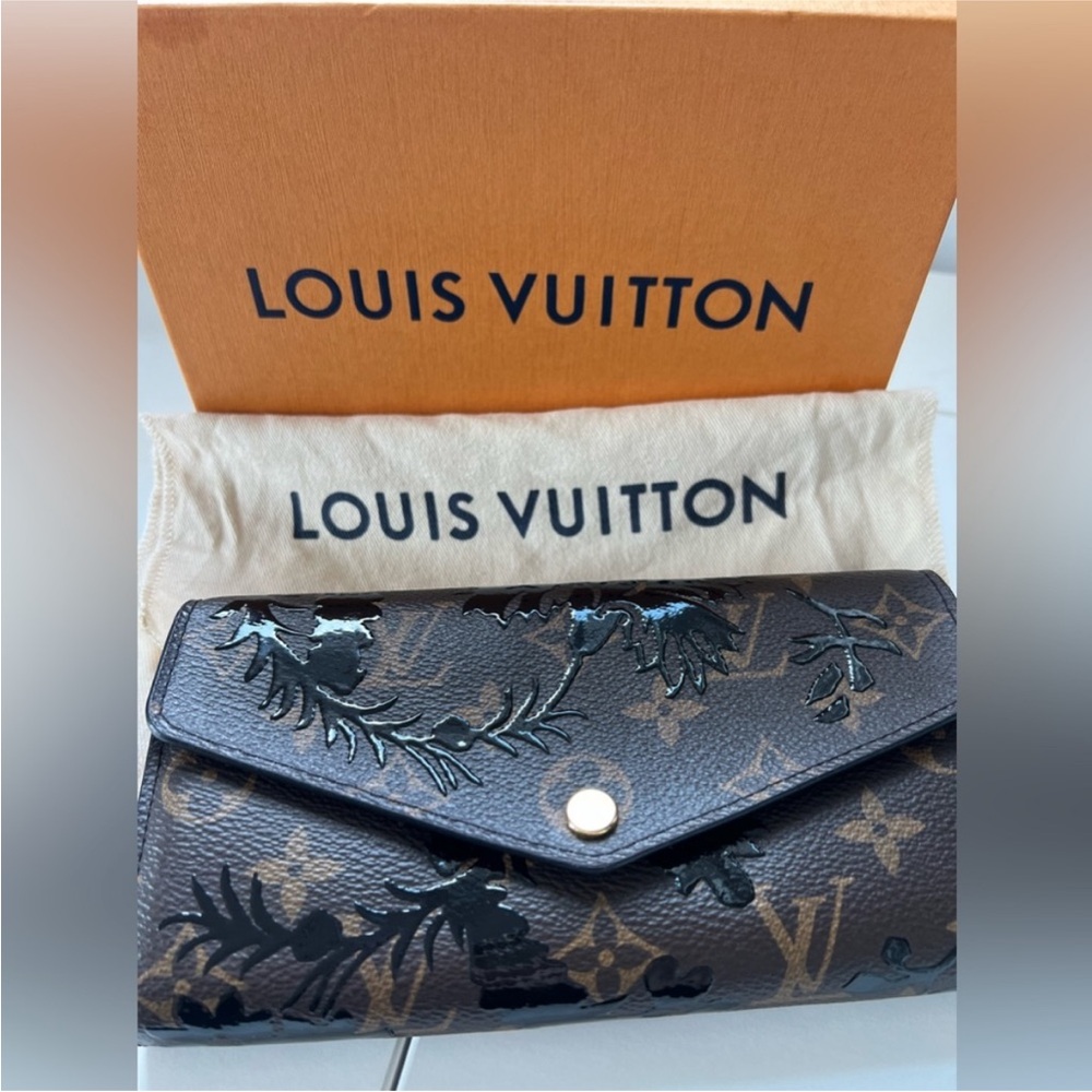 Louis Vuitton Black and Brown Floral Monogram Wallet